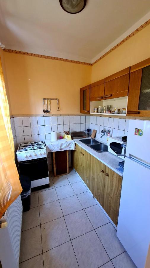 Veronika Guesthouse Dravatamasi Buitenkant foto